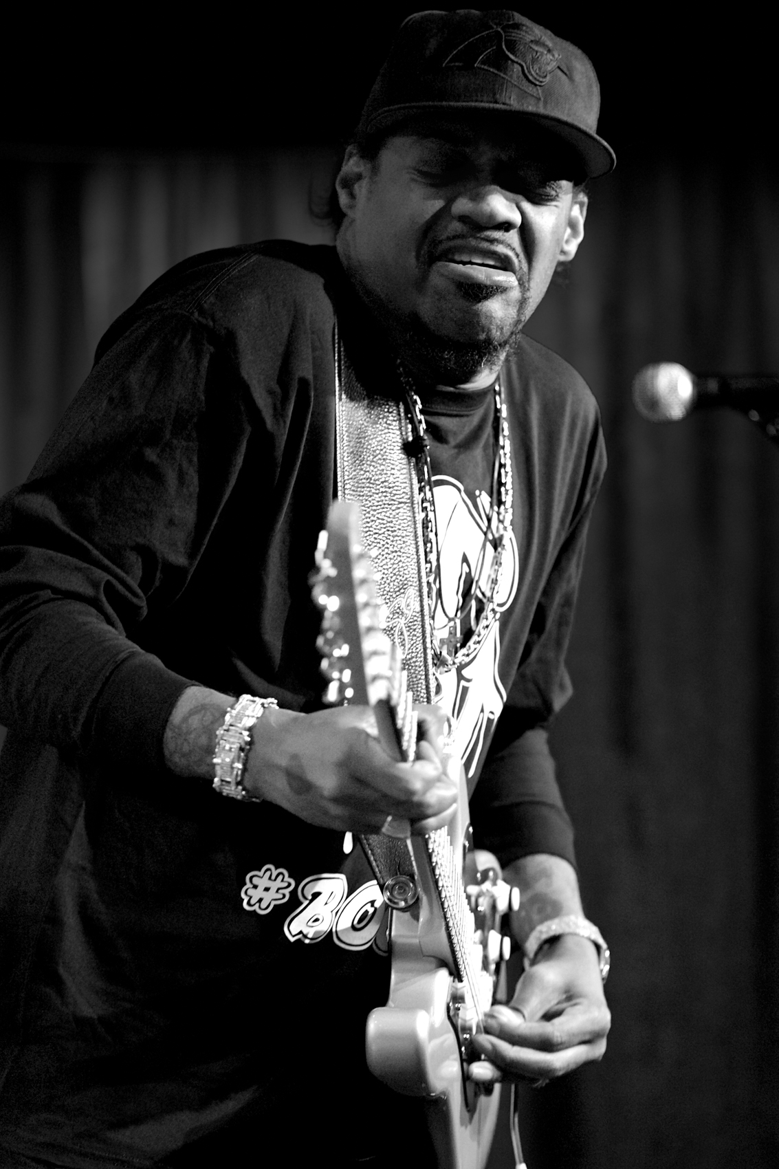 Eric Gales
Eric Gales Band
Iridium
New York, NY
January 30, 2018

DerekBrad.com